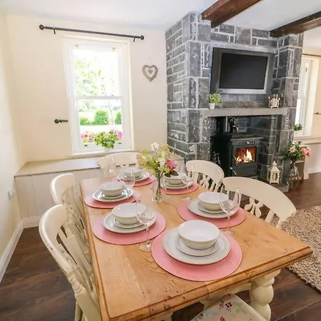 Shannonvale * Nenagh